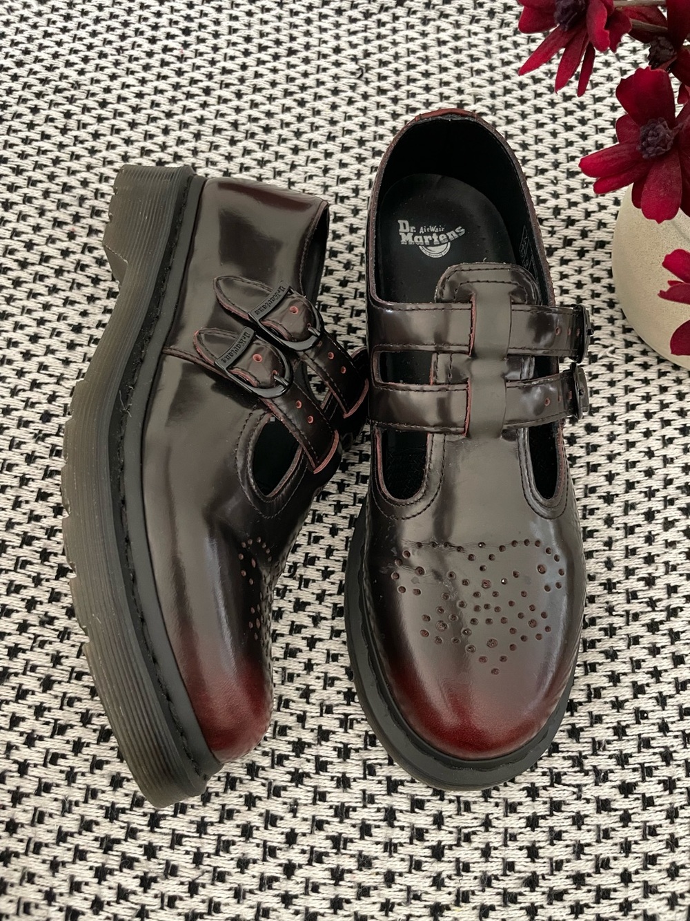 New Dr. Martens Mary Jane Brogue Burgundy High‎ Shine Rub Off Arcadia